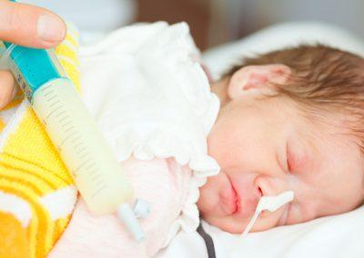 Cuidado y alimentación de bebés prematuros